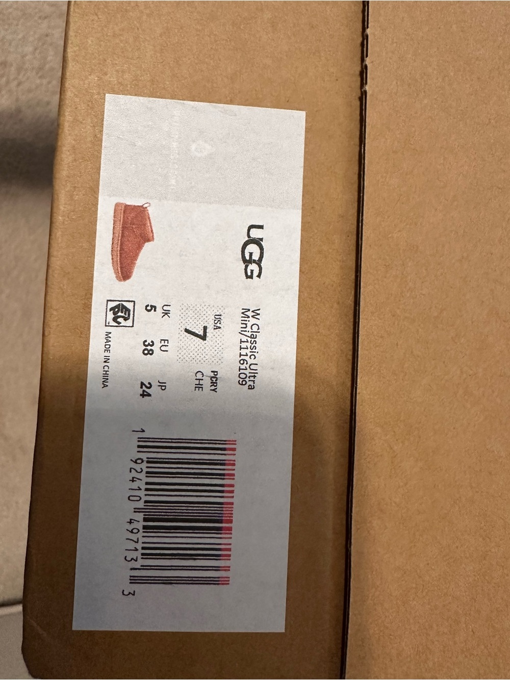 New UGG Classic Ultra Mini Boots Chestnut Size 7 in box - Picture 6 of 12